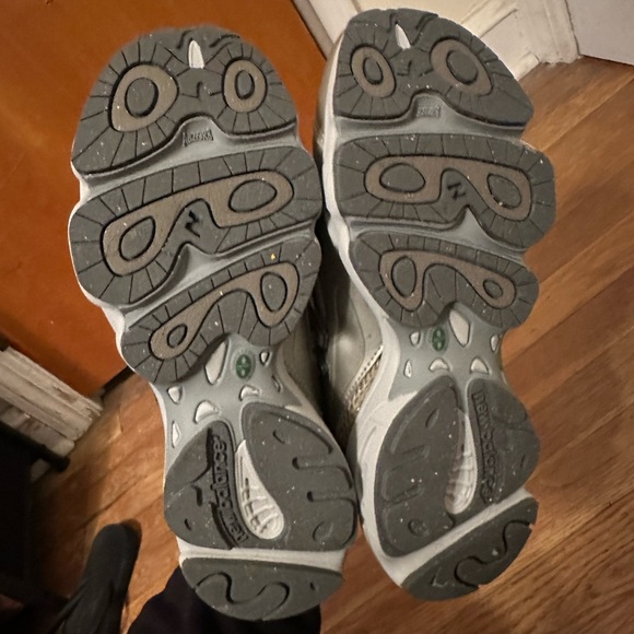 New Balance 1000 Athletic Sneakers - Picture 7 of 7